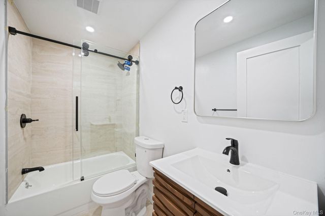 465 Helene Avenue, Shirley, NY 11967