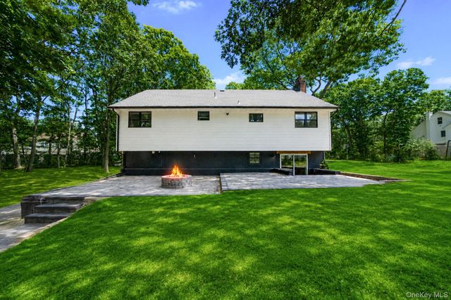 465 Helene Avenue, Shirley, NY 11967