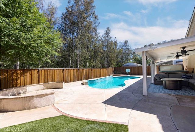 39687 Corte Gata, Murrieta, CA 92562