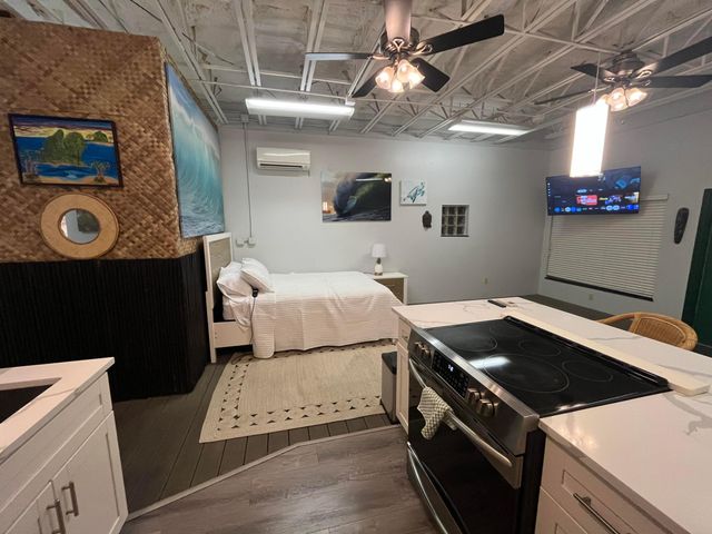 112 Mayfield Road A, Lantana, FL 33462