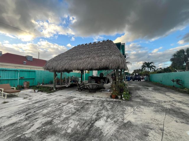 112 Mayfield Road A, Lantana, FL 33462