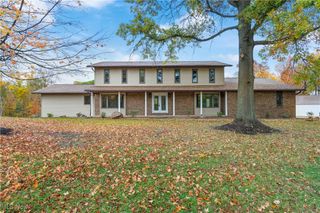 2201 Ridgewood Road, Medina, OH 44256