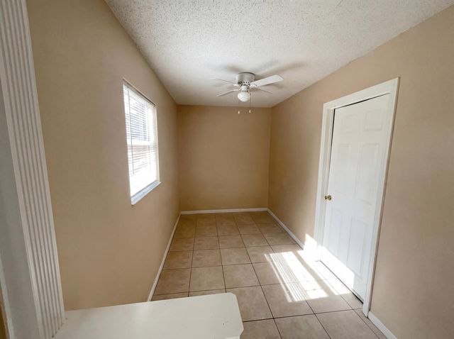 1118 SE Proctor Lane, Port St. Lucie, Port St Lucie, FL 34983