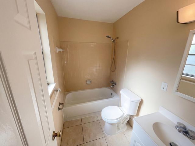 1118 SE Proctor Lane, Port St. Lucie, Port St Lucie, FL 34983