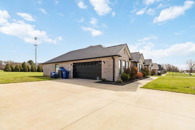 174 Esplanade Drive, Somerset, KY 42503