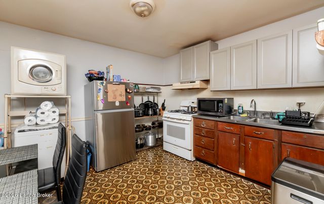 718 Zane St, Louisville, KY 40203