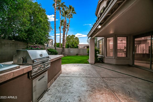 6780 W AMIGO Drive, Glendale, AZ 85308