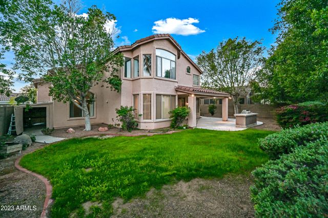 6780 W AMIGO Drive, Glendale, AZ 85308