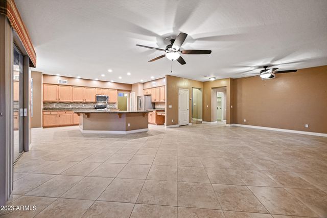6780 W AMIGO Drive, Glendale, AZ 85308