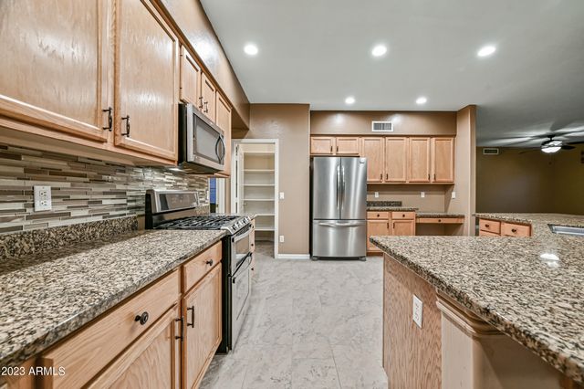6780 W AMIGO Drive, Glendale, AZ 85308