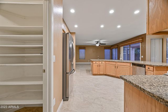 6780 W AMIGO Drive, Glendale, AZ 85308