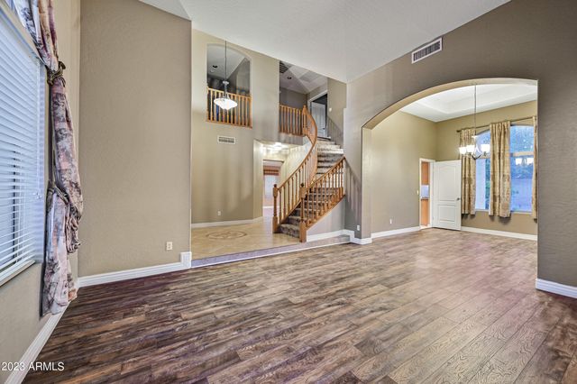 6780 W AMIGO Drive, Glendale, AZ 85308