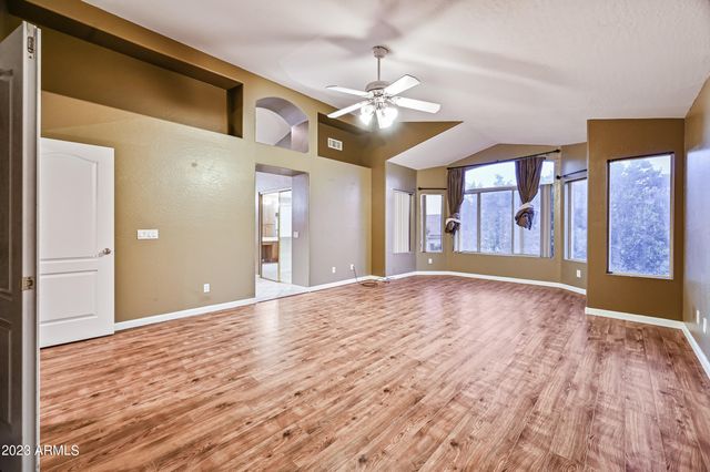 6780 W AMIGO Drive, Glendale, AZ 85308