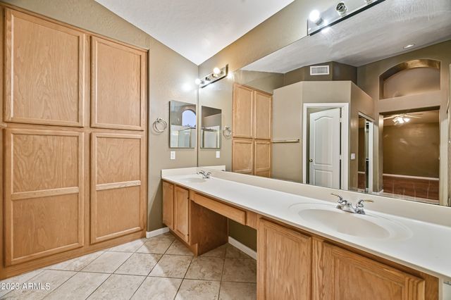 6780 W AMIGO Drive, Glendale, AZ 85308