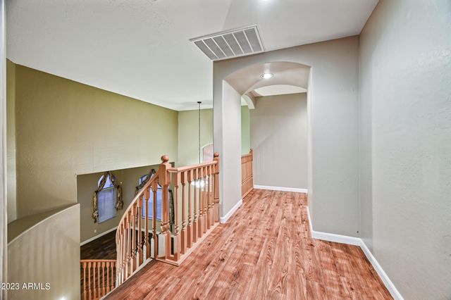 6780 W AMIGO Drive, Glendale, AZ 85308