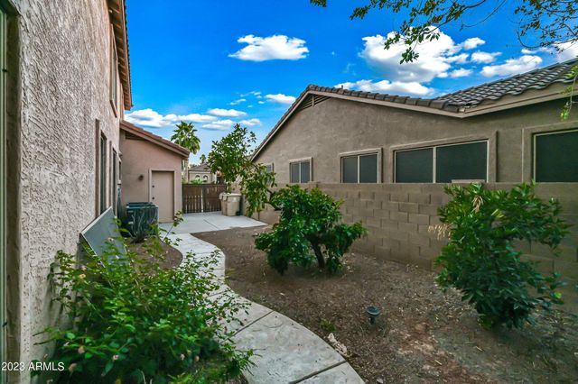 6780 W AMIGO Drive, Glendale, AZ 85308