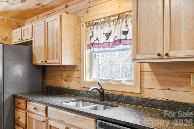 344 Wolf Trail, Lake Lure, NC 28746
