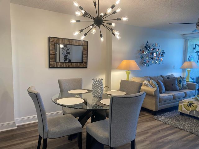 18 Royal Palm Way 306, Boca Raton, FL 33432