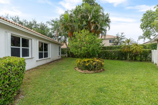 8620 HIGH CAY, West Palm Beach, FL 33411