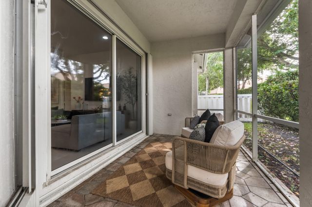 8620 HIGH CAY, West Palm Beach, FL 33411