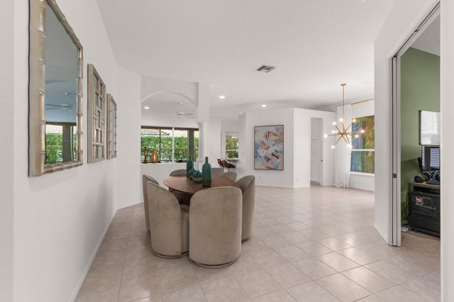8620 HIGH CAY, West Palm Beach, FL 33411