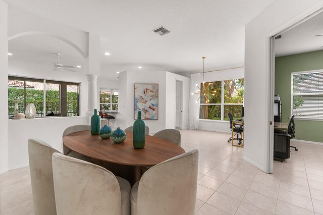 8620 HIGH CAY, West Palm Beach, FL 33411
