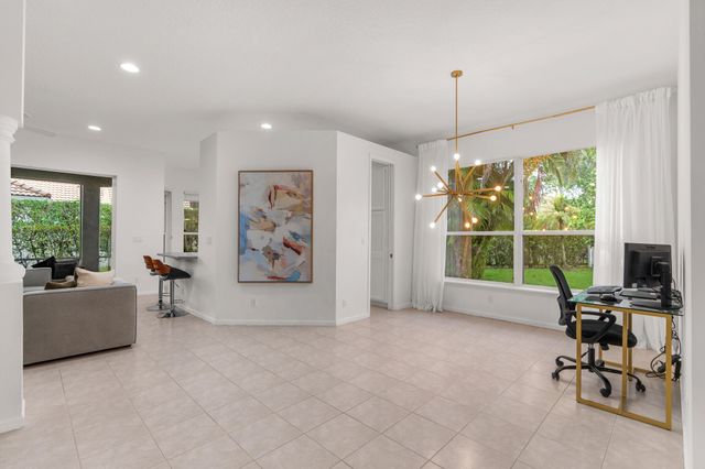 8620 HIGH CAY, West Palm Beach, FL 33411