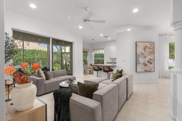 8620 HIGH CAY, West Palm Beach, FL 33411