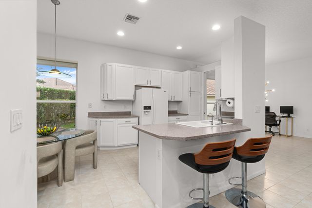 8620 HIGH CAY, West Palm Beach, FL 33411