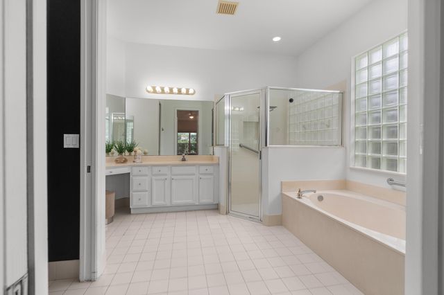 8620 HIGH CAY, West Palm Beach, FL 33411
