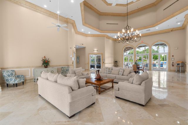 8620 HIGH CAY, West Palm Beach, FL 33411