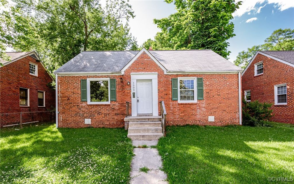 1509 Helen Ln, Richmond, VA 23224