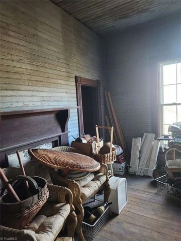 108 Luther Ridge Lane, Mount Airy, NC 27030