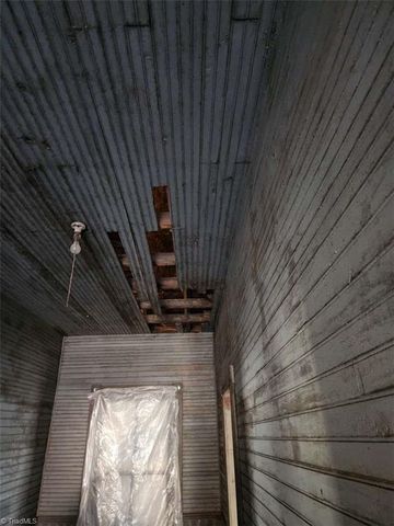 108 Luther Ridge Lane, Mount Airy, NC 27030