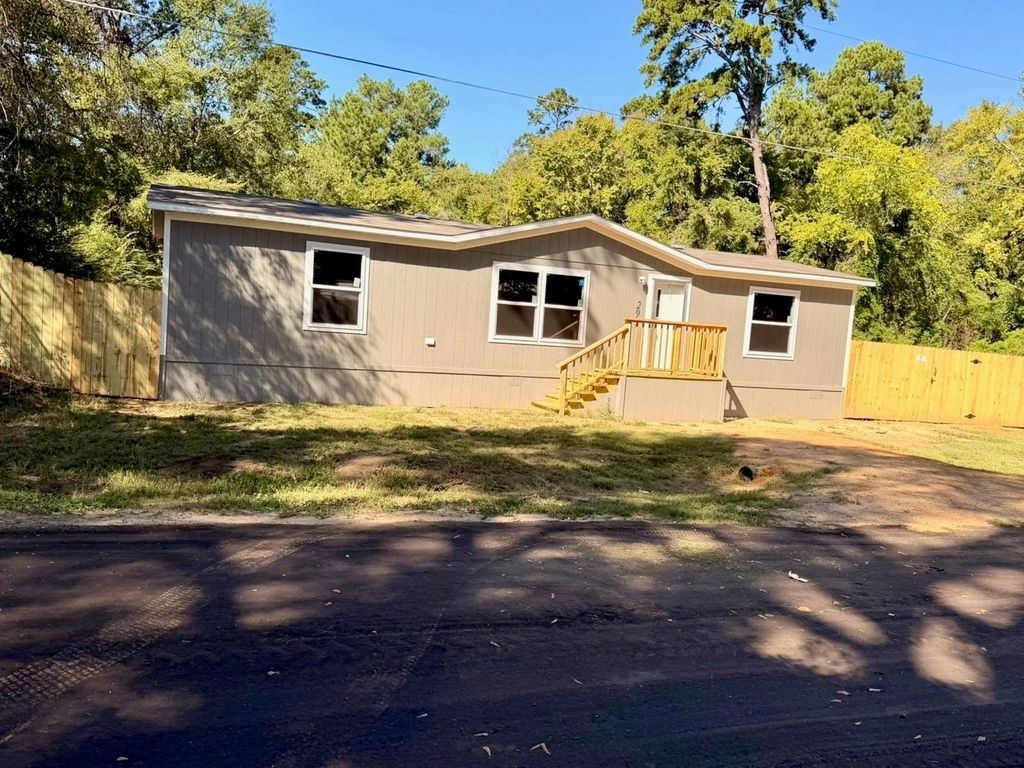 295 Virginia Ave, Hallsville, TX 75650