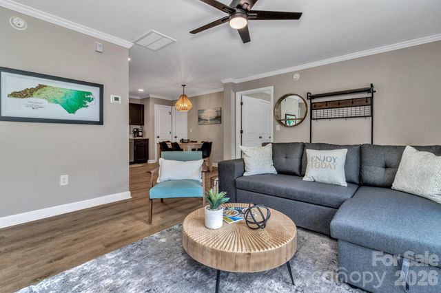 21 Carolinda Lane, Waynesville, NC 28786