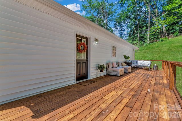 21 Carolinda Lane, Waynesville, NC 28786