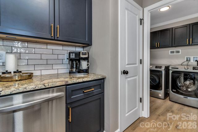 21 Carolinda Lane, Waynesville, NC 28786