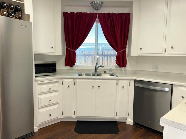 535 Cerritos Way, Cathedral City, CA 92234