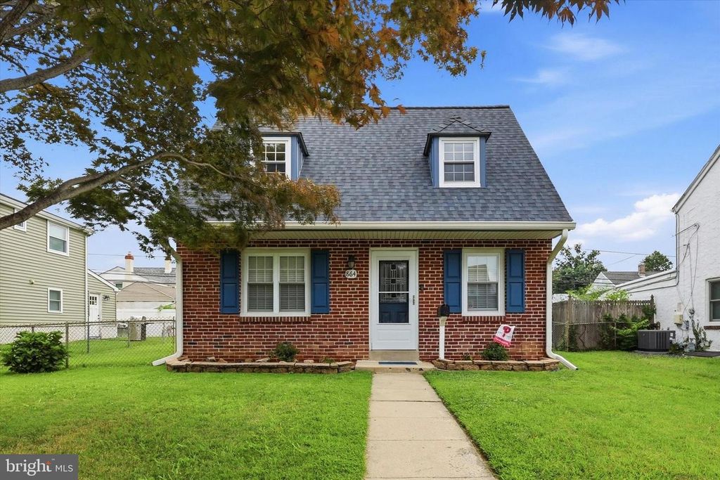 864 QUAINT ST, Secane, PA 19018