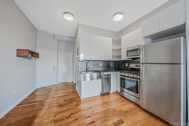 176A 26th Street, Brooklyn, NY 11232