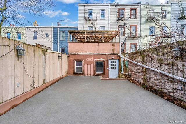 176A 26th Street, Brooklyn, NY 11232