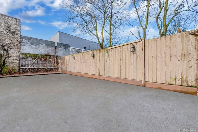 176A 26th Street, Brooklyn, NY 11232