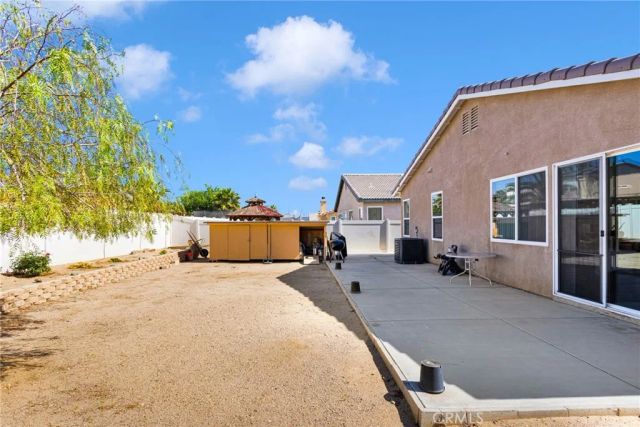 15824 Desert Pass, Adelanto, CA 92301