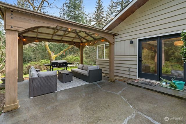 4816 Lupine Lane NW, Silverdale, WA 98383