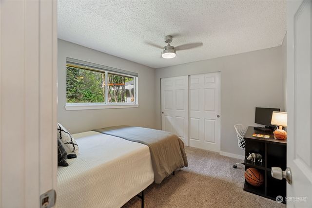 4816 Lupine Lane NW, Silverdale, WA 98383