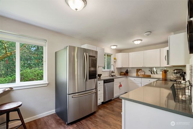 4816 Lupine Lane NW, Silverdale, WA 98383