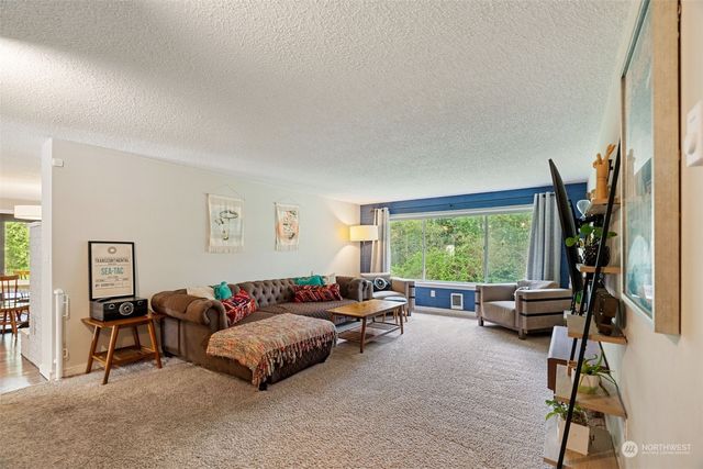 4816 Lupine Lane NW, Silverdale, WA 98383