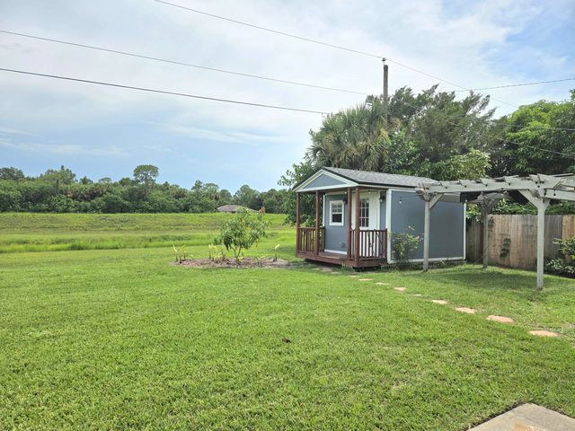 1156 Buford Street NW, Palm Bay, FL 32907