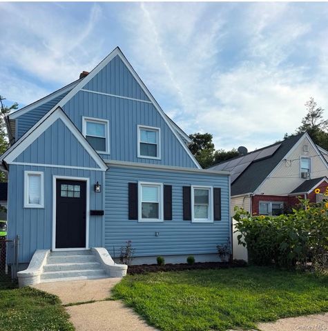 34 Frazier Street, Hempstead, NY 11550